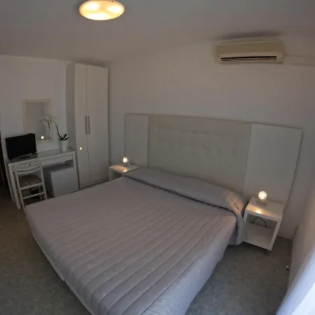 Euro Meuble 2* 그라도