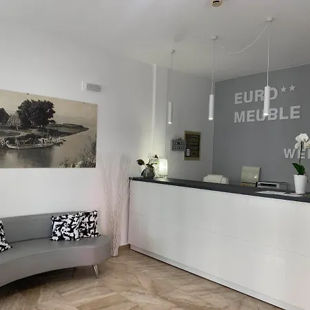 Euro Meuble 호텔 그라도