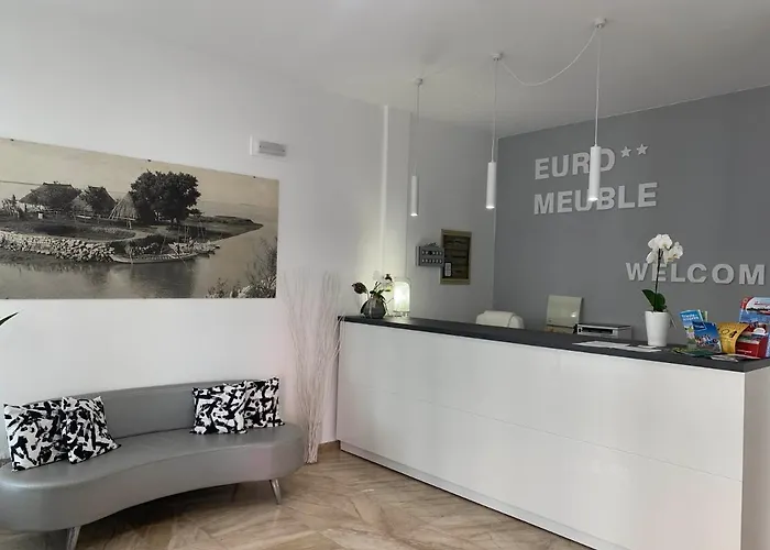 Euro Meuble 호텔 그라도