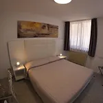 Euro Meublé Hotel