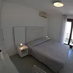Euro Meublé Hotel 2*