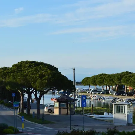 Euro Meuble 2* Градо