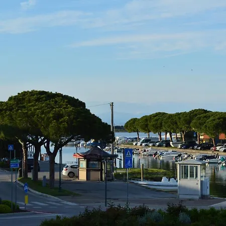 Euro Meuble 2* Градо