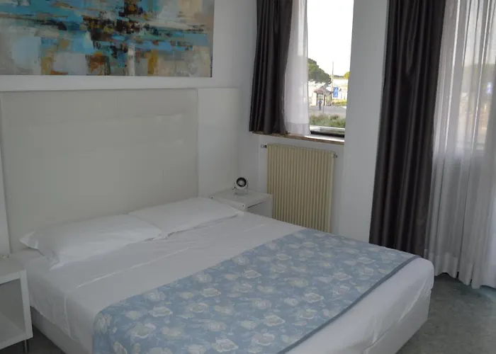 Euro Meuble Hotel Grado