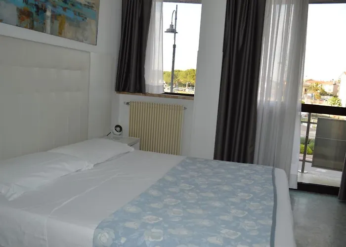 Euro Meuble Hotel Grado
