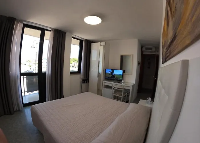 Euro Meuble Hotel Grado