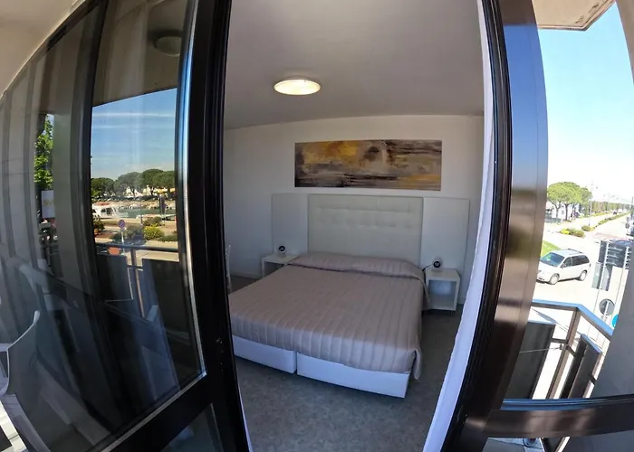 Euro Meuble 2* Градо